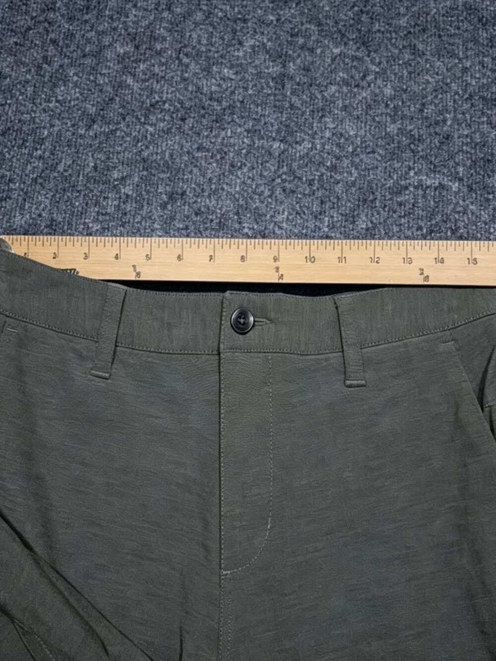 Vuori Shorts Mens 30 Green Performance Golf Stretch Zip Pocket Lightweight - Picture 3 of 5